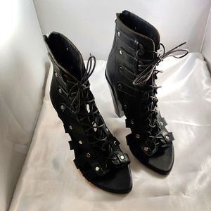 Stylish Black Lace-Up Women's Boots